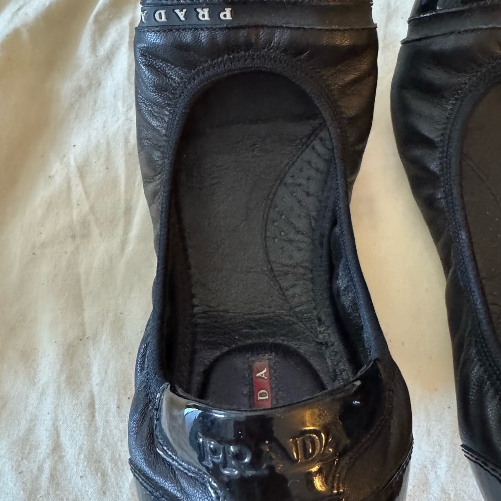 Prada Glossy Black Flats for Women - Picture 2 of 5